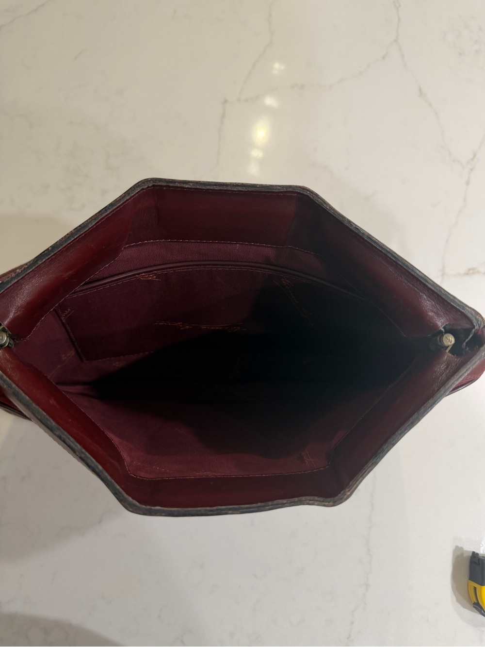 Vintage Etienne Aigner Burgundy Two-Tone Leather/Suede Shoulder Bag - Picture 5 of 8